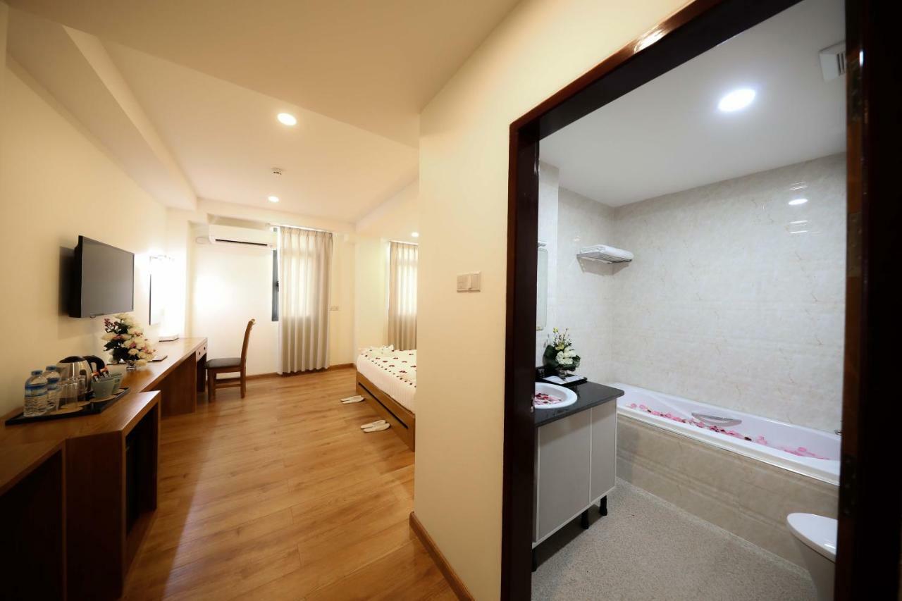 Inya View Hotel Янгон Екстериор снимка